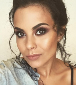 Настя Каменских селфи