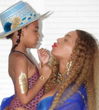 Видео: Бейонсе с дочерью Блу Айви повеселилась на концерте