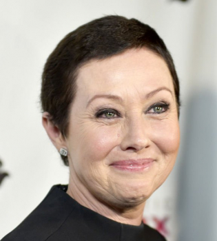 С возвращением: Шэннен Доэрти приступила к съемкам после двухлетнего перерыва