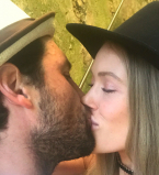 Максим Чмерковский и Пета Маргатройд улетели на медовый месяц в Италию