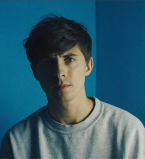 Участник Голос країни-5 публично признался в любви экс-Холостячке