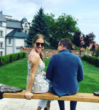 Время для двоих: Катя Осадчая и Юрий Горбунов отдыхают в Испании