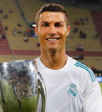 МНогодетный отец: Криштиану Роналду поделился сеи с двухмесячным ребенком