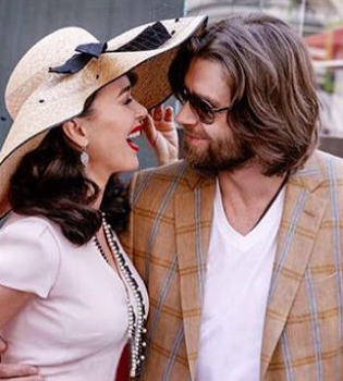 Анастасия Заворотнюк и ее муж устроили себе роскошный отдых в Турции