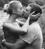 Тоня Матвиенко растрогала фотографиями с Арсеном Мирзояном и подросшей дочерью Ниной