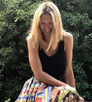 Какие красивые! Вера Брежнева опубликовала портрет с младшей дочерью