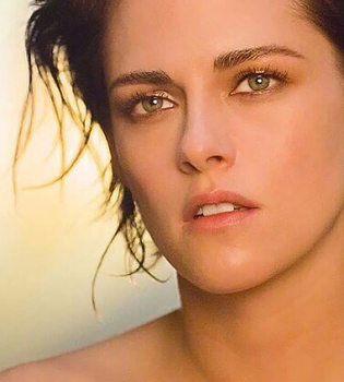 Стильно и женственно: Кристен Стюарт в новой рекламной кампании Chanel