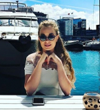 Покоряя Европу: Яна Соломко засыпала сеть фото с Амстердама