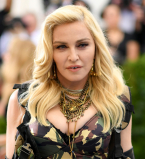 Мадонне 59! Эволюция образа королевы поп-музыки с 90-х и до сегодня