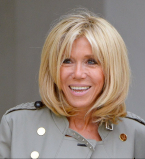 64-летняя первая леди Франции Брижит Макрон снялась для обложки глянца