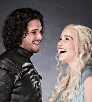 Я - дракон: Эмилия Кларк взорвала сеть забавным видео с Китом Харингтоном