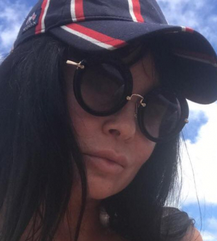 Ассия Ахат отдохнула на Гавайях