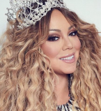 Словно елка: Мэрайя Кэри взорвала сеть светящимся платьем