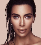 Какое тело: Ким Кардашьян вновь вернулась к откровенным снимкам