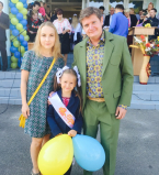 Звезды Дизель шоу отвели своих детей в школу