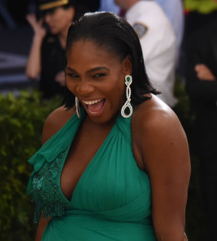 Серена Уильямс впервые стала мамой