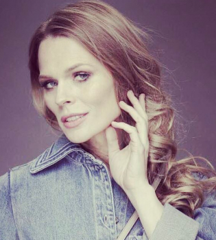 Неожиданно: многодетная мама Ольга Фреймут удивила танцами на коньках