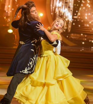 От ненависти до любви &ndash; один танец: Оля Полякова призналась в любви Екатерине Кумар