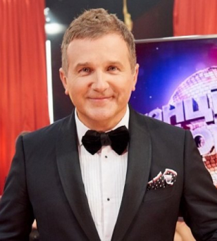 Юрий Горбунов провел экскурсию за кулисами проекта "Танці з зірками"