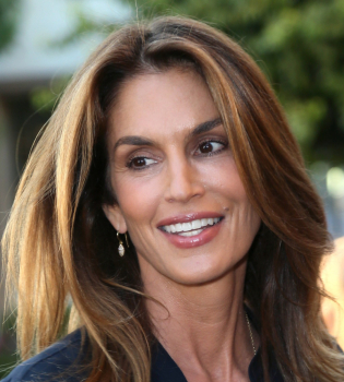 Модель &ndash; это навсегда: Синди Кроуфорд, Наоми Кэмпбелл, Клаудия Шиффер и другие звезды подиума, сохранившие идеальную красоту