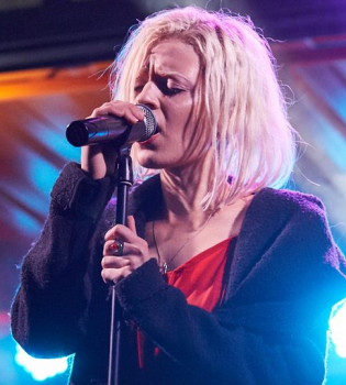 Презентация инновационного приложения от Ello TV