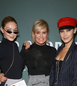 Все в сборе: Белла Хадид и Джиджи Хадид позируют с мамой и братом