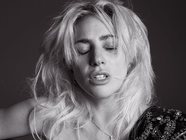 Леди Гага попала в больницу и отменила концерт из-за проблем со здоровьем