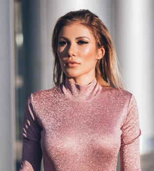 Алена Омаргалиева