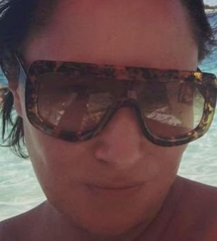 Когда все в сборе: Алена Мозговая вместе с семьей улетела в Албанию