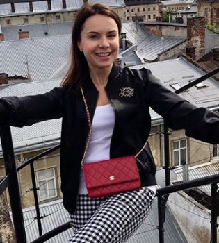 Пока Америка далеко: Лилия Подкапаева насладилась семейным отдыхом во Львове