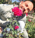 Счастливый папа: ведущий Х-фактора Андрей Бедняков показал дочь в ее день рождения