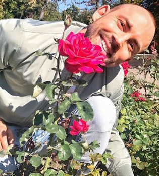 Счастливый папа: ведущий Х-фактора Андрей Бедняков показал дочь в ее день рождения