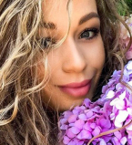 Мамина копия: Яна Соломко показала подросшую дочь Киру