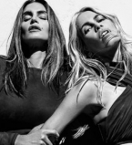 Королевы подиума: Синди Кроуфорд опубликовала невероятное фото с Клаудией Шиффер