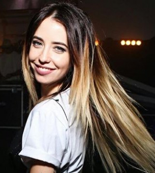 Надя Дорофеева трогательно призналась в любви поклонникам