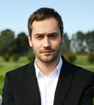 Рожден Ануси - Холостяк 8