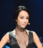 Элегантно и соблазнительно: в сети обсуждают наряд судьи шоу "Танці з зірками" Екатерины Кухар