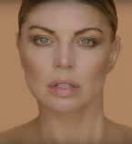 Любовь - это боль: Ферги представила новый клип после новости о разводе с Джошем Дюамелем