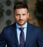 Сергей Лазарев снял маленького сына в своем новом клипе