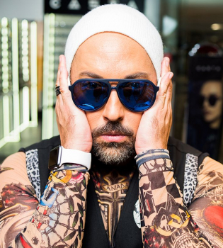 Дмитрий Коляденко в проекте ТЦ Globus