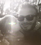 Тренировки с папой: Дэвид Бекхэм учит дочь Харпер играть в футбол