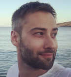 Дмитрий Шепелев показала роскошную квартиру, в которой живет с сыном