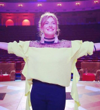 Счастливая мама: Елена Кравец умилила снимком маленьких сына и дочери