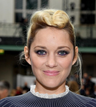 Марион Котийяр, Карла Бруни, Наталья Водянова: звезды посетили показ Valentino