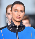 Ирина Шейк на показе Лореаль