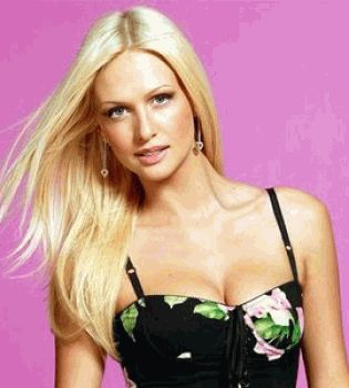 Виктория Лопырева