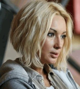 Лера Кудрявцева грустная