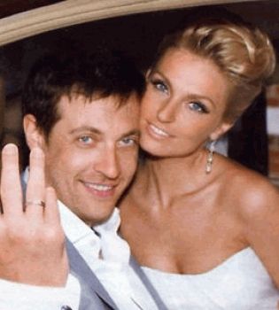 Саша Савельева и Кирилл Сафонов женаты