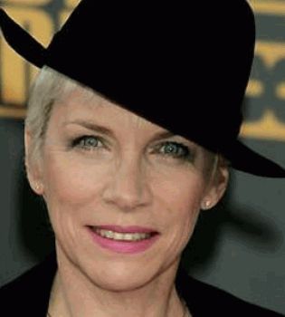 Энни Леннокс