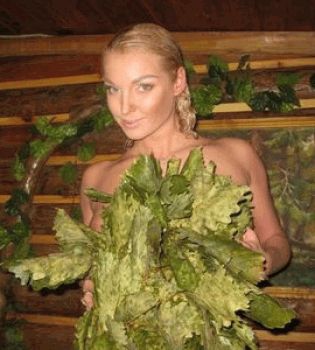 Анастасия Волочкова в бане